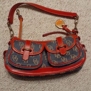 Dooney and Bourke purse